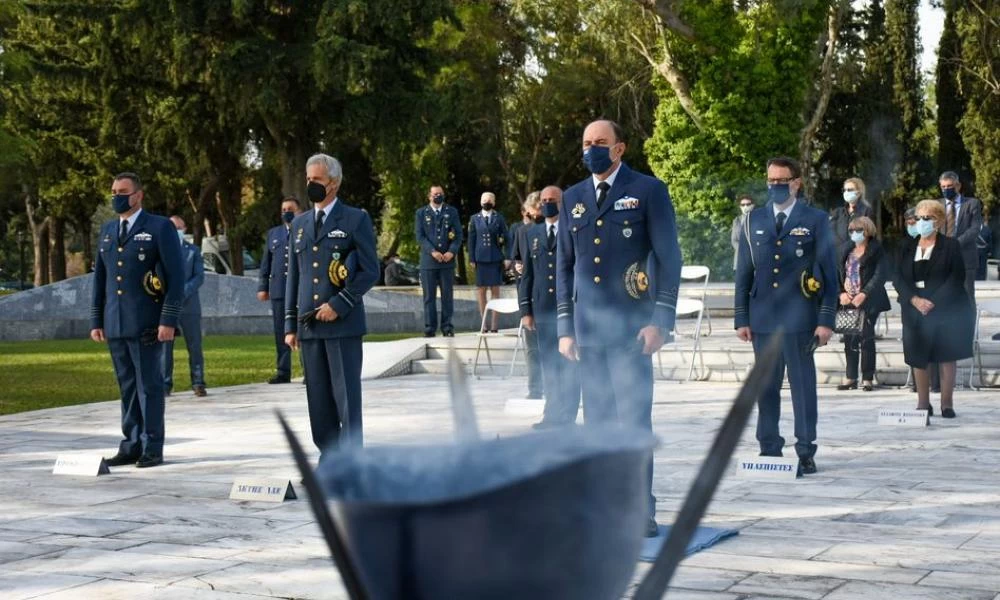 Επιμνημόσυνη Δέηση στο Μνημείο Πεσόντων Αεροπόρων στην Αεροπορική Βάση Δεκέλειας – ΑΤ037/2021